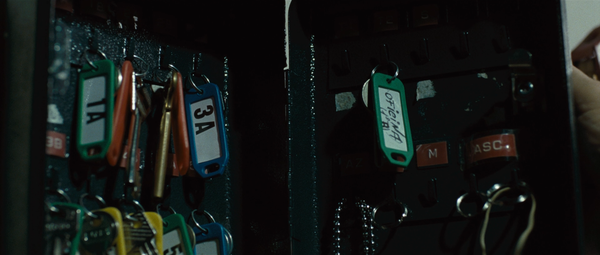 Mientras duermes [Sleep Tight][当你熟睡] (2011)